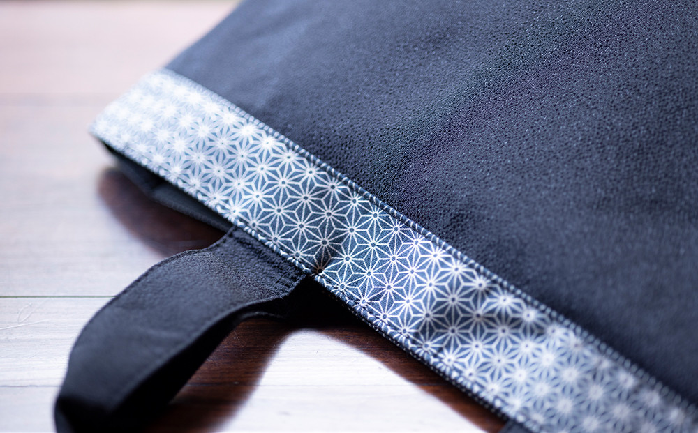 【京都三昌】麻の葉柄手提げバッグ［ 京都 バッグ 職人 手作り 手提げ 鞄 麻の葉 ちりめん 上品 カジュアル フォーマル 雑貨 人気 おすすめ 外出 おでかけ お取り寄せ 通販 送料無料 ふるさと納税 ］