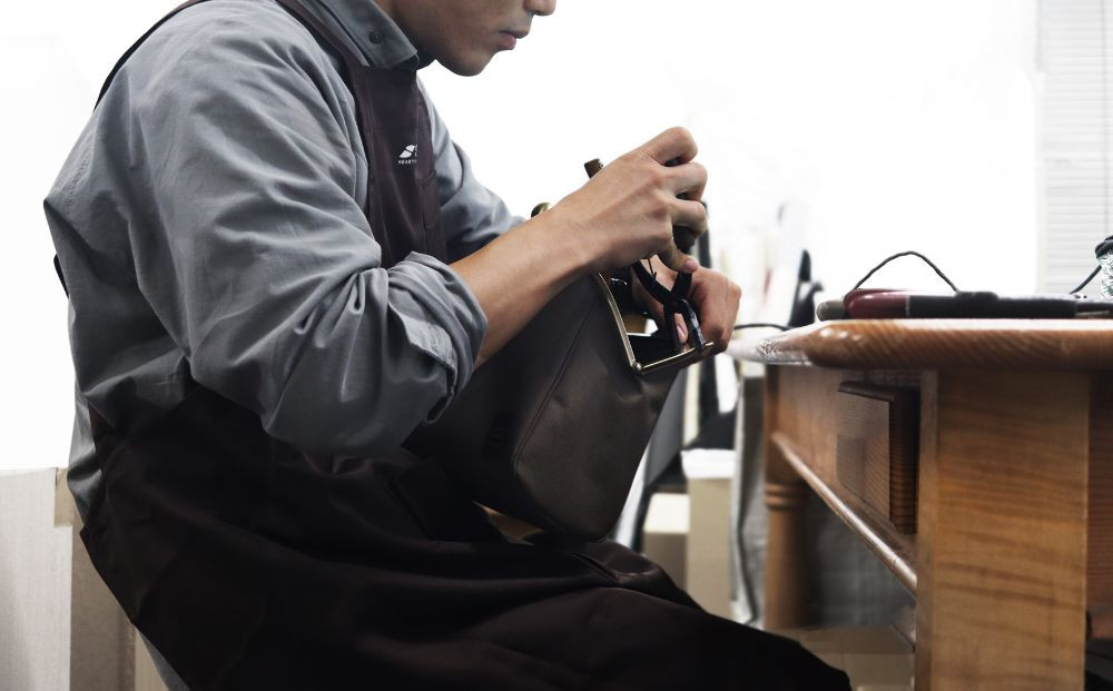 【がま口の専門店 AYANOKOJI】ギフト券 9000円分［ 京都 岡崎 祇園 京都駅 がま口財布 ポーチ 小物 人気 おすすめ ファッション おしゃれ かばん お取り寄せ 通販 送料無料 ふるさと納税 ］