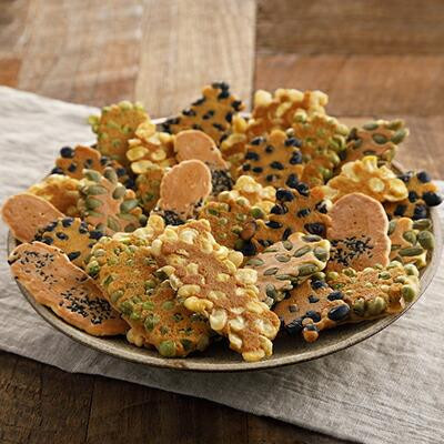 【京・月待庵】職人の手焼き豆煎餅 まんぷく缶（70枚入り）［ 京都 せんべい 豆煎餅 そら豆 5種 お菓子 おやつ 人気 おすすめ ギフト 贈り物 お取り寄せ 通販 送料無料 ふるさと納税 ］