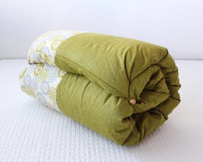 【洛中高岡屋】カバータイプごろ寝敷きふとん（ゆったりサイズ・萌黄フローラル）
