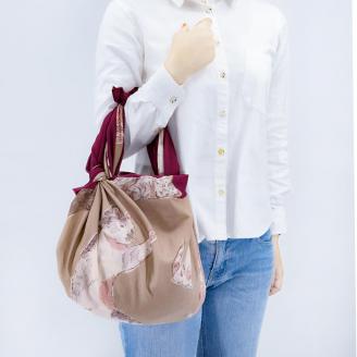 【三陽商事】浅山美里97cm風呂敷（CATS）(京都/大判/猫/ネコ/薄手/エコバック/綿100％)