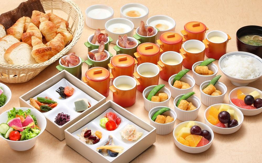 【ザ・プリンス京都宝ヶ池】平休日1泊2食付 ペア宿泊券《【クラブフロア】ツイン》　［ 京都 旅行 宿泊 ホテル 旅館 人気 おすすめ 割引 チケット クーポン 観光 トラベル 宿 ］