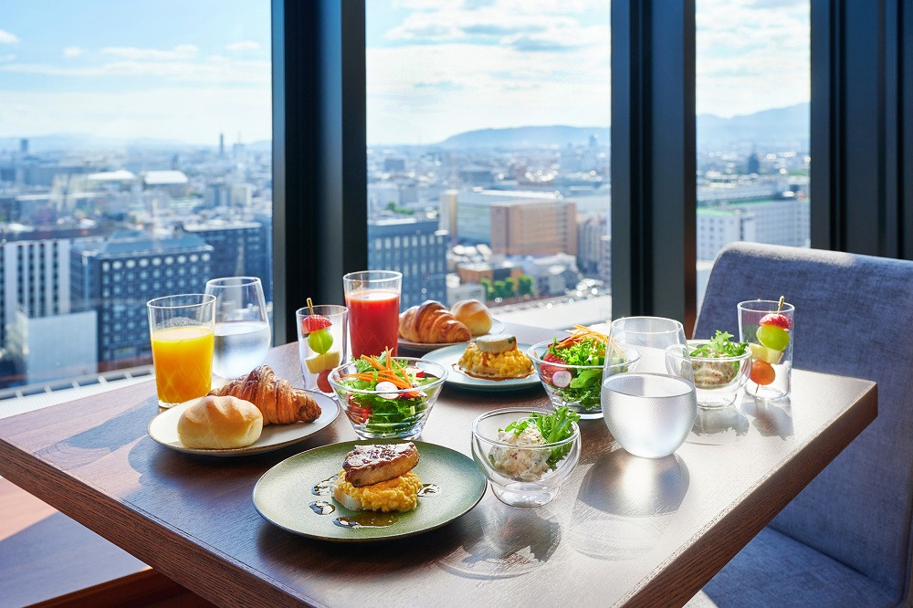 【ホテルグランヴィア京都】1泊朝食付ペア宿泊券《デラックスツイン》｜駅直結 超好立地 人気ホテル 高階層 旅行 観光 ［ 京都駅構内 アクセス抜群 ラグジュアリー ホテルペア宿泊券 14・15F 人気 おすすめ 旅行 観光 宿泊 ふるさと納税 ］