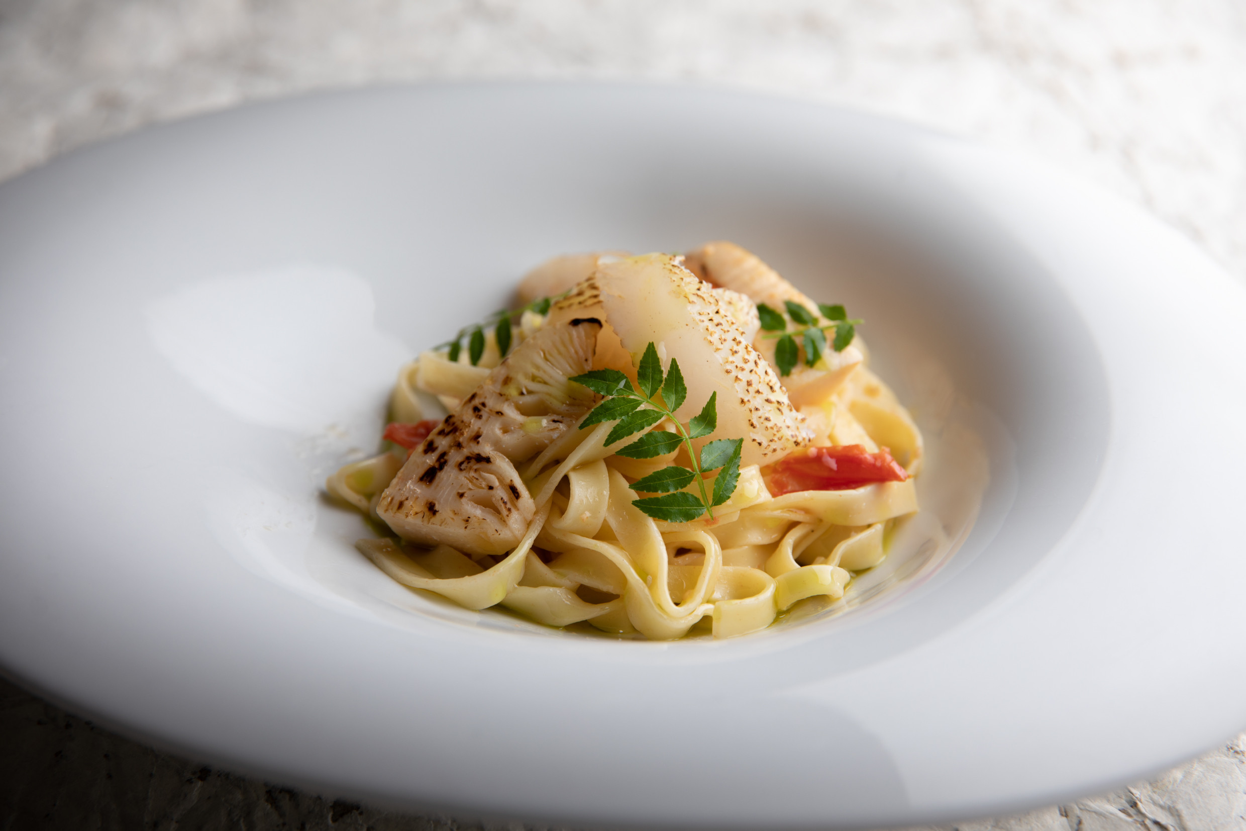 【ホテルグランヴィア京都／15階 ビュー&ダイニング コトシエール】レストランペアチケット(ランチ・ディナー共通)［ 京都駅直結 人気ホテル フレンチ・イタリアン 食事券 ホテル最上階 京都の街並みを一望 コース料理 2名様分 人気 おすすめ 食事 グルメ 旅行 観光 ホテル ふるさと納税 ］