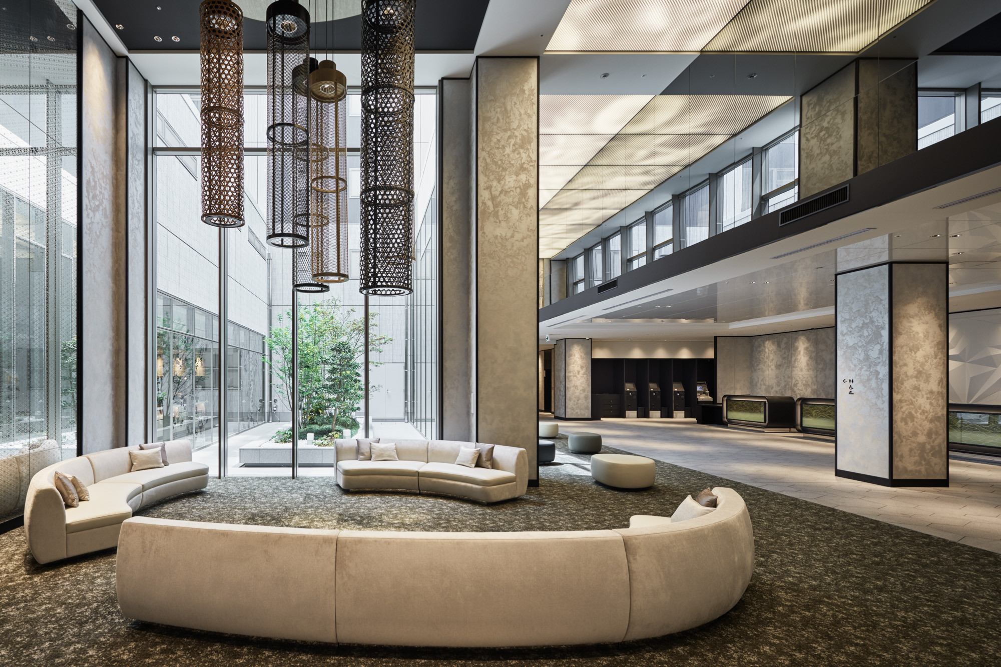 【ホテルヴィスキオ京都 by GRANVIA】1泊朝食付ペア宿泊券《スーペリアツイン》｜京都駅徒歩2分 好アクセス 人気ホテル［ 種類豊富な朝食ビュッフェ 大浴場 サウナ フィットネス 宿泊券 2名 グランヴィア JR西日本ホテルズ おすすめ 宿泊 旅行 観光 食事 ふるさと納税 ］