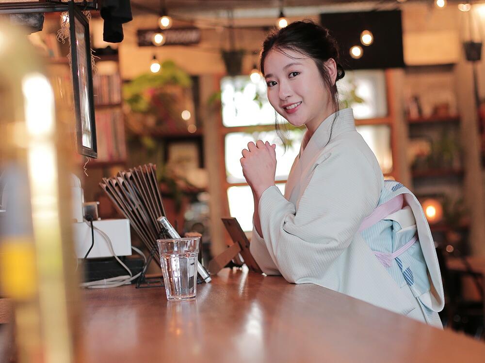 【たゆたふ】30秒で着られる色無地 袷 六花（ROCCA）（薄グレー Ｍサイズ）