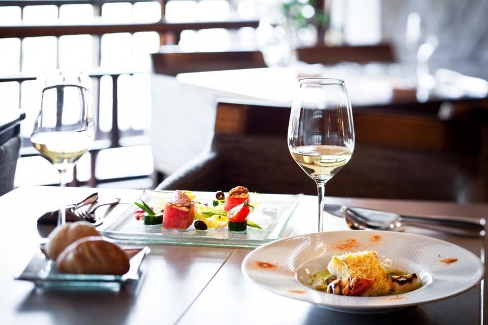 レストラン ルアン ランチペア食事券｜京都木屋町 鮒鶴 人気リゾート フレンチ 食事券［ フレンチ ランチ コース料理 食事券 2人 美食 グルメ 人気 おすすめ 記念 お祝い ホテル 旅行 観光 食事 ふるさと納税 ］