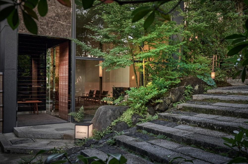 【レストランひらまつ 高台寺】ランチコースお食事券 1名様分｜京都 フレンチ ミシュラン掲載 人気店 食事券［ フランス料理 ランチ コース料理 食事券 1人 美食 グルメ 人気 おすすめ 記念 お祝い 旅行 観光 食事 ふるさと納税 ］