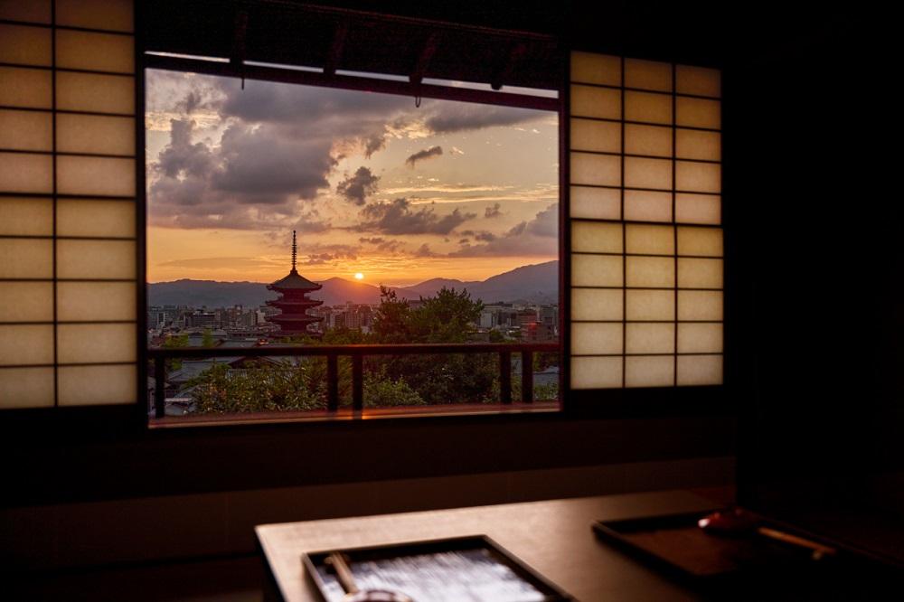 【高台寺 十牛庵】お食事券 昼のコース 1名様｜京都 料亭 ミシュラン掲載 人気店 食事券［ 日本料理 ランチ コース料理 食事券 1人 美食 グルメ 人気 おすすめ 記念 お祝い 旅行 観光 食事 ふるさと納税 ］