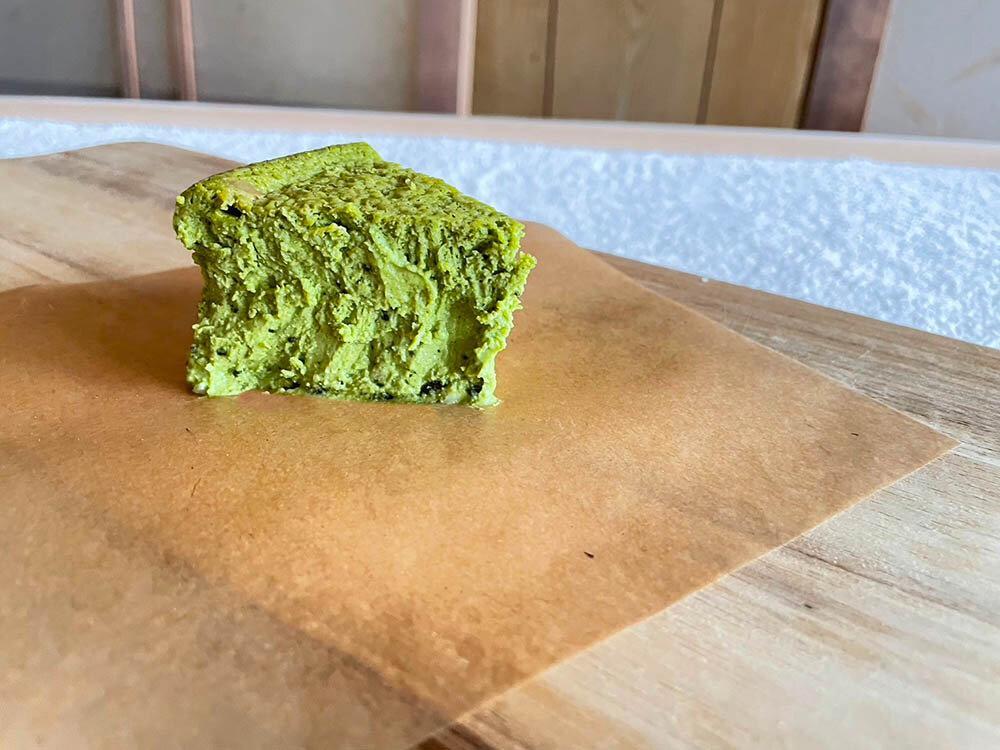 【京都チーズケーキ博物館】カマンベールのニューヨークチーズケーキ（抹茶）［ 京都 スイーツ ケーキ おいしい 人気 おすすめ お取り寄せ お菓子 洋菓子 ］ 