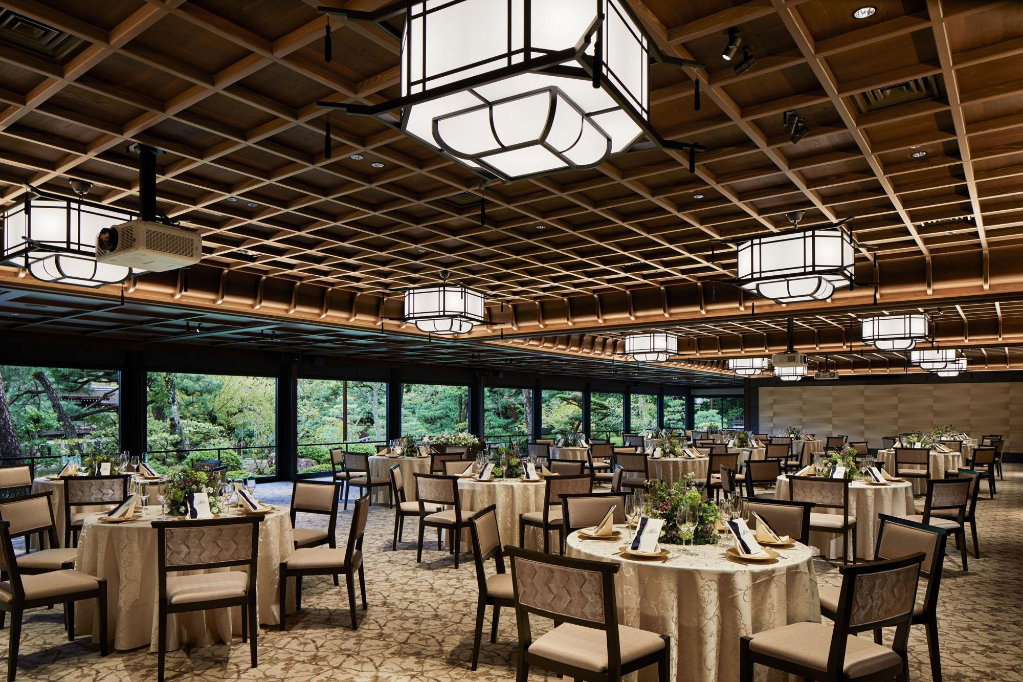 【平安神宮会館】ギフト券 9,000円｜京都 岡崎 名勝庭園 ギフト券 食事券［ 神苑 日本庭園 ランチ ディナー アフタヌーンティー ギフト券 食事券 人気 おすすめ 記念 お祝い 旅行 観光 食事 ふるさと納税 ］