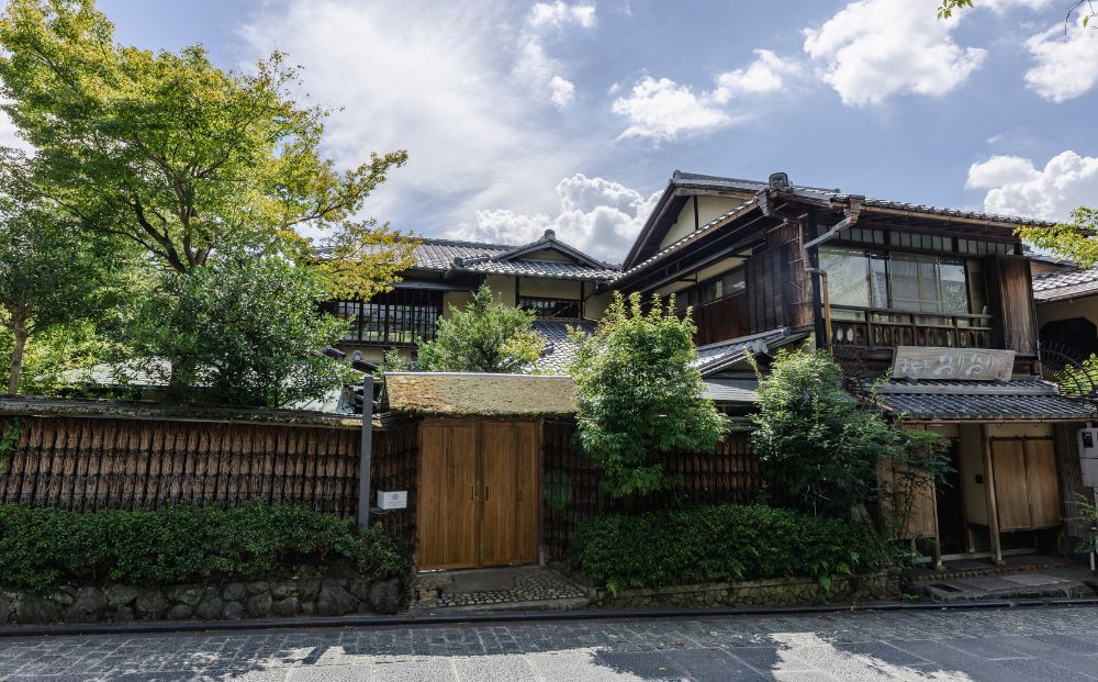 【HOTEL VMG VILLA KYOTO】ホテル宿泊ギフト券 30,000円分｜京都 東山 人気ホテル［ 分散型ホテル 京のまち全体がホテル ユニークコンセプト ギフト券 割引券 人気 おすすめ 宿泊 旅行 観光 宿 ホテル リゾート ふるさと納税 ］