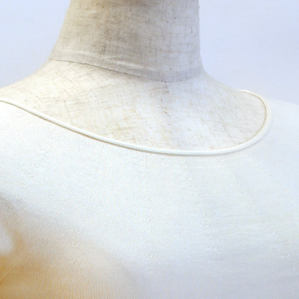 【伊と幸】《白生地の老舗が贈る》姫＋ウォッシャブル シルクニット 半袖(Lサイズ・ブラック)｜京都 人気 インナー 肌着［ 京都 老舗 絹 ファッション レディース 人気 おすすめ ギフト お取り寄せ 通販 送料無料 ふるさと納税 ］