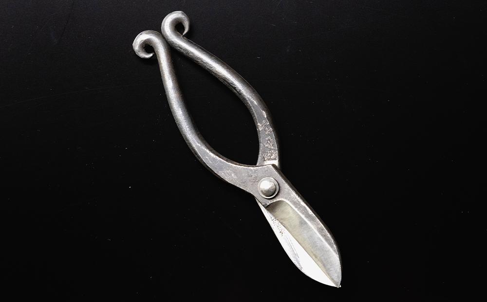 【金高刃物老舗】花鋏 黒打 穂長 青鋼（五寸五分）