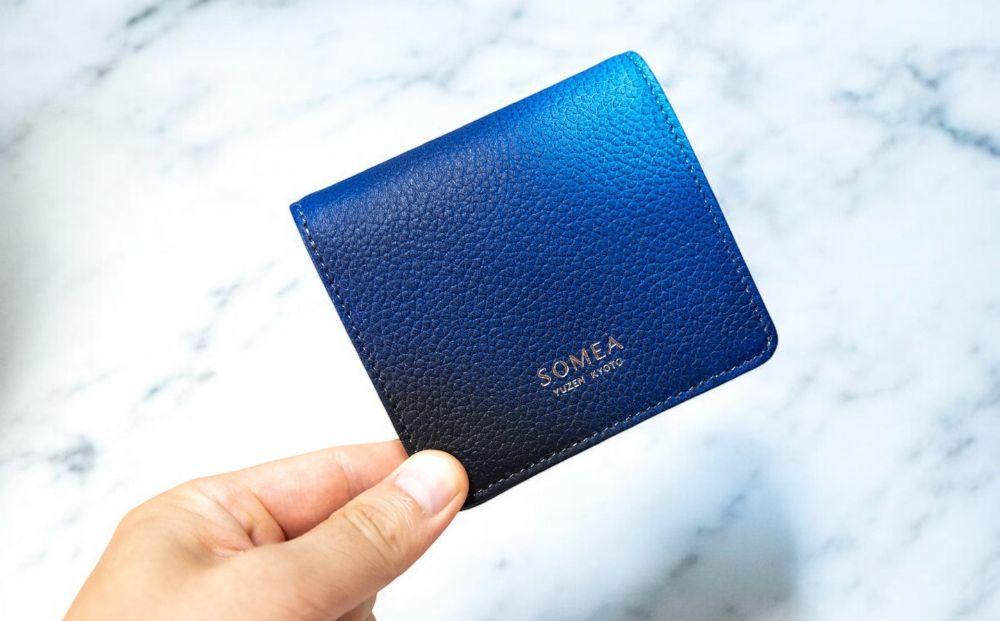 【池内友禅】SOMEA brume バイフォールドウォレット(タンゴブルー)｜京都 友禅染 ブランド 財布 人気［ 京都 サイフ コンパクト おすすめ 革製品 本格 通勤 雑貨 高級 男女兼用 お取り寄せ 通販 送料無料 ふるさと納税 ］