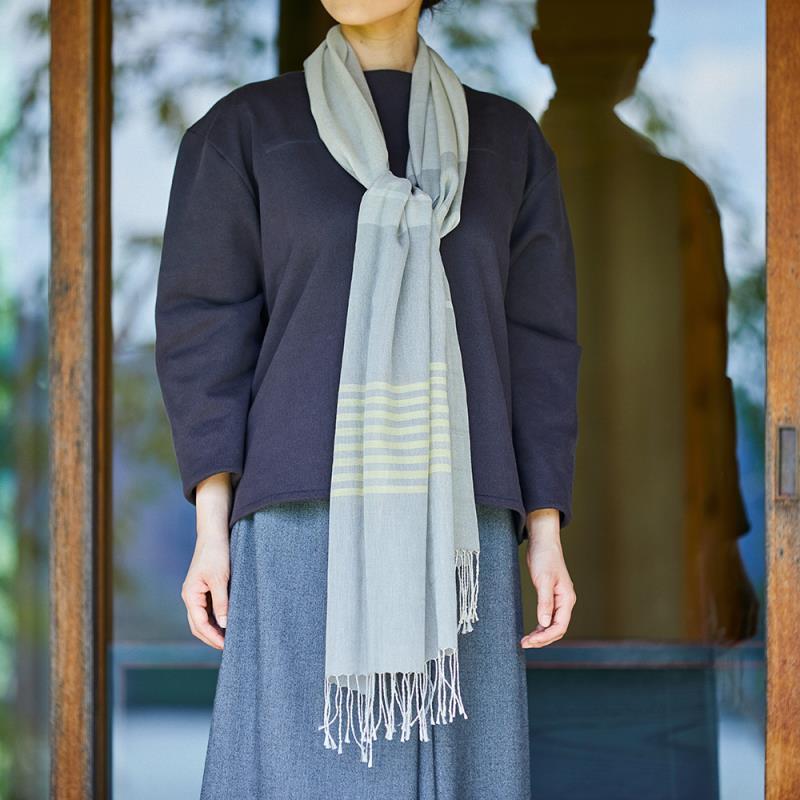 【アトリエシムラ】《植物染料で染織したストール》色合わせストール（玄鳥(げんちょう)）