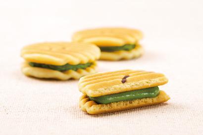 【鼓月】姫千寿せんべい二段箱［ 京都 老舗 和菓子 千寿せんべい 有名店 人気 おすすめ お菓子 スイーツ クリーム 抹茶 お取り寄せ 通販 ギフト プレゼント 贈答 ふるさと納税 ］