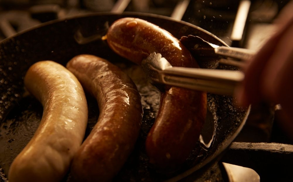 【ジャングルケイブ】肉感たっぷり 手作り無添加ソーセージ(粗挽き豚と香草)5本×約100g｜京都 御所南 ソーセジとお肉の店 人気セット [ 手作り無添加 粗挽き豚と香草のソーセージ 肉肉しい おいしい グルメ 人気 おすすめ ギフト プレゼント お取り寄せ 通販 送料無料 ふるさと納税 ］