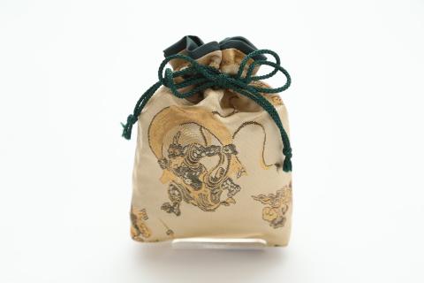 【西陣活性化を応援！】西陣織巾着（ゴールド地深緑紐）