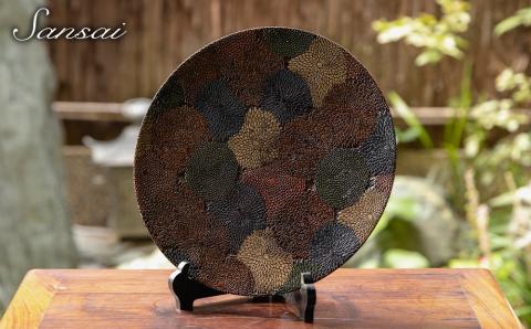 【三彩工房】漆仕上げ菊尽し（9寸）