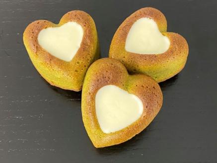 【京都パティスリーボゥ・ベル・ベル】ハートのマドレーヌお抹茶16個入り