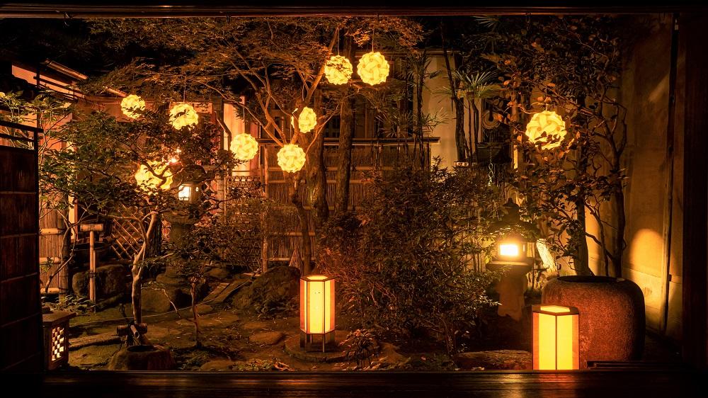 【西陣くらしの美術館 冨田屋】町家ライトアップ 文化財見学＋懐石料理プラン