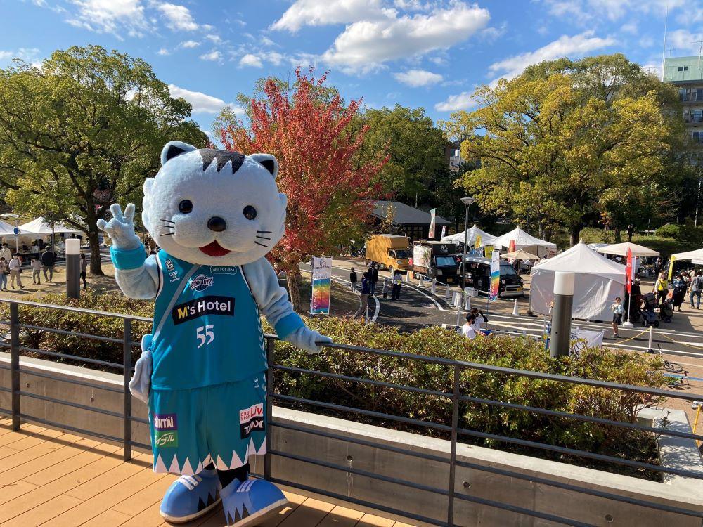 【Bリーグ 京都ハンナリーズ】 はんニャリンがサプライズ訪問！