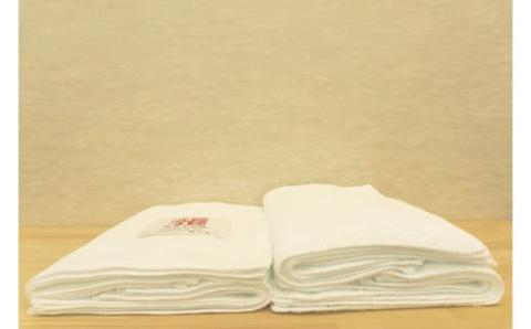 【京都府唯一のタオル製造メーカー直送】 たおる小町 ＜白おしぼりハンドタオル 10枚セット＞ ふるさと納税 たおる小町 タオル シンプル ハンドタオル おしぼり 綿100％ 便利 家庭用 普段使い 吸水性 肌触り 清潔 乾きやすい 京都府 福知山市 FCH007