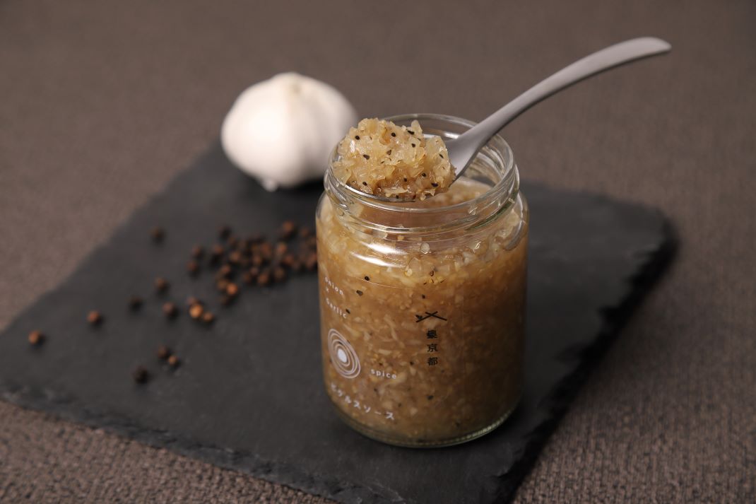 玉葱ピクルスソース（スパイス）/ ふるさと納税 ピクルス ピクルスソース たまねぎ 玉葱 スパイス spice 香ばしい ニンニク はちみつ 黒コショウ 大人 刺激 サラダ 肉料理 魚料理 おしゃれ お歳暮 お中元 クリスマス ハロウィン ギフト 京都府 福知山市 京都 福知山 奥京都 FCBW011