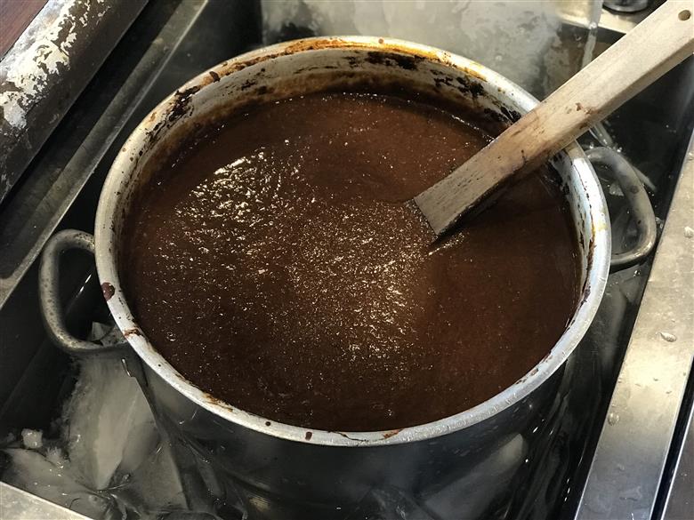 丹波もみじ（鹿肉）すね肉の欧風ジビエカレー　150ｇ×３パック　ふるさと納税 カレー carry ジビエ ジビエカレー丹波もみじ 鹿肉 すね肉 欧風 フレンチ ビストロq 京都府 福知山市 FCEL002