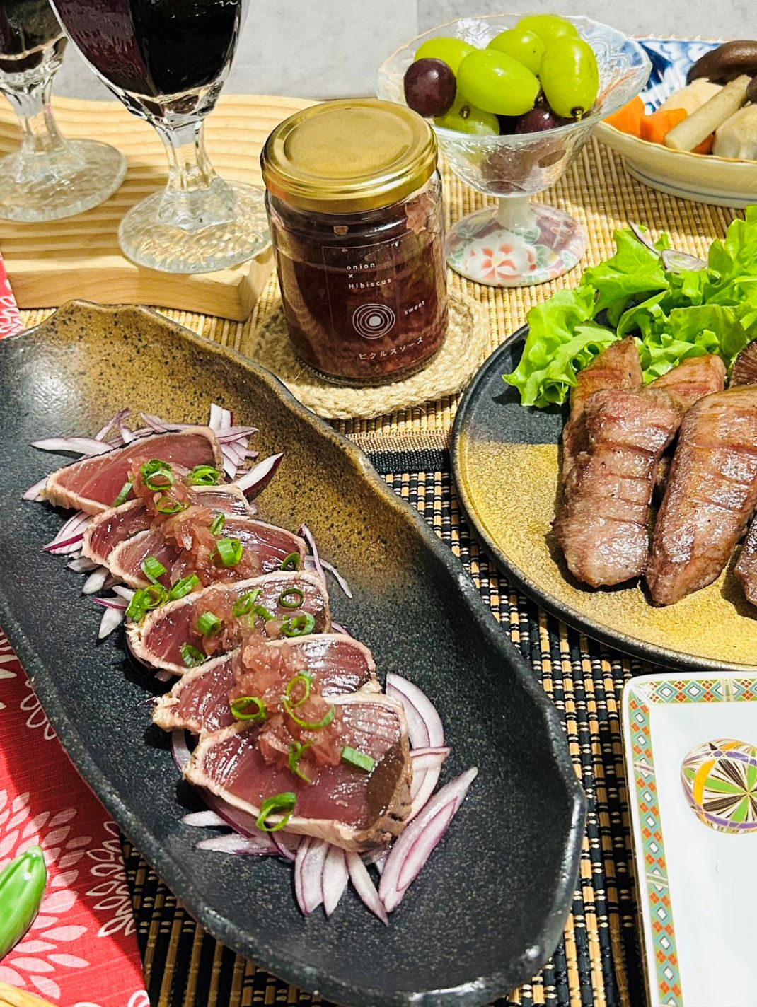 M.vegeの玉葱ピクルスソース人気の３セット（スィート、サワー、スパイス）ギフトやプレゼント手土産にもお勧めです FCBW0013 / ふるさと納税 ピクルス 酢漬け たまねぎ 玉葱 タルタル 天然ハーブ カラフル 色どり 3種 セット おしゃれ お歳暮 お中元 クリスマス ハロウィン ギフト 京都府 福知山市 京都 福知山 奥京都 ふるさと