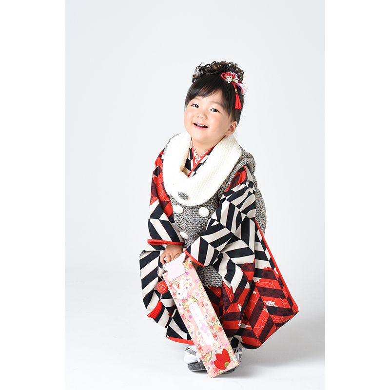 七五三撮影プラン ミルク 撮影衣装・写真撮影・アルバム（4面5カット）・全カットデータ込み