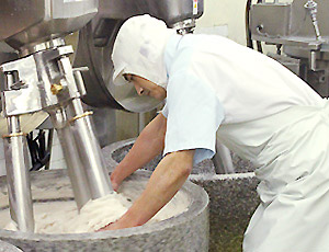 舞鶴かまぼこ 華吹雪 蒲鉾・ちぎり天おつまみセット 蒲鉾 京都 舞鶴 お取り寄せ グルメ おつまみ おかず 練り製品 詰め合わせ セット 箱入り