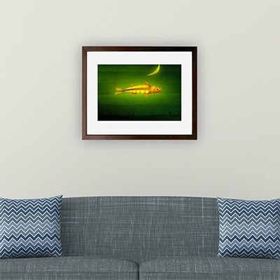 ＼京都・綾部の癒やし系作家/【絵画】　月の魚　額装サイズ526mmx412mm