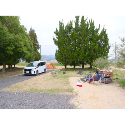 北近畿最大級のキャンプ場 AC電源付き オートサイト宿泊招待券　京都府綾部市