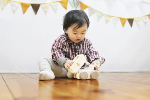 木製 オルゴール トラック【檜のおもちゃ ＩＫＯＮＩＨ】 ≪桧 おもちゃ ヒノキ ひのき 木育 知育≫