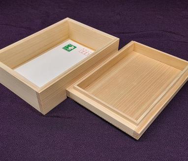 桧の小箱【木箱】 木の香アート『まどころ』