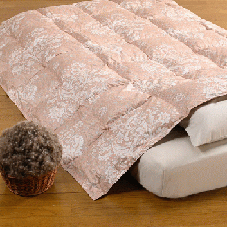 【ピンク】＜京都金桝＞羽毛布団 極上 肌掛け 布団 シングル 「羽毛の宝石」アイダーダウン95% ダウンケット 春夏秋冬 オールシーズン 京都亀岡産 日本製 ｜ 国産 寝具 布団 羽毛ふとん 掛け布団 掛布団 夏 夏用 ダウンケット 冬 新生活◇ ｜ キャピタル