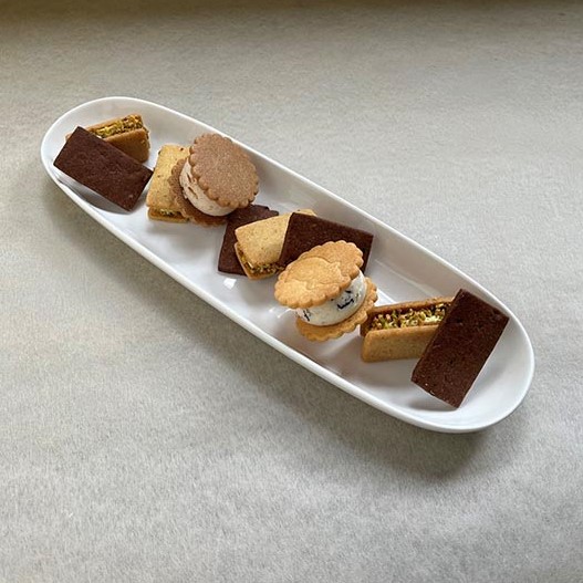 《エプルヴェイシカワ》クッキーバターサンド缶 スゥール カデット スイーツ 洋菓子 焼菓子 お祝い 内祝い 京都 お取り寄せ ギフト お土産 詰め合わせ ※離島への配送不可