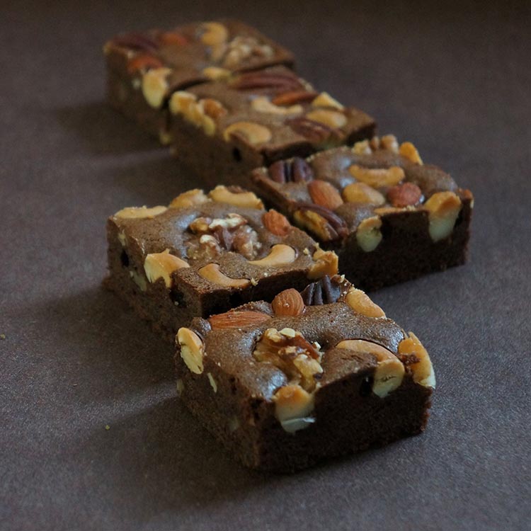 《エプルヴェイシカワ》マンハッタンブラウニー8個入り チョコレート チョコ スイーツ 洋菓子 焼菓子 お祝い 内祝い 京都 お取り寄せ ギフト お土産 詰め合わせ ※離島への配送不可