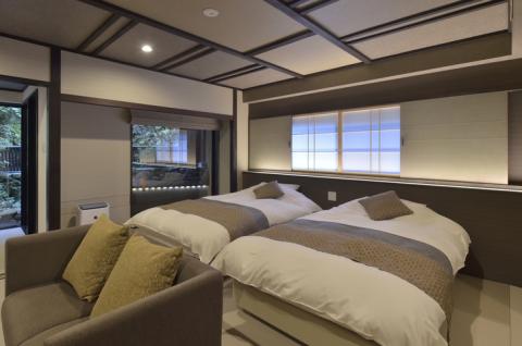 【70周年記念】京都 湯の花温泉 すみや亀峰菴 ペア 宿泊券(山のテラス 露天風呂付 客室) ≪京都 旅行 温泉 旅館 ホテル 観光 トラベル チケット クーポン 旅行券≫創業70周年感謝祭 お楽しみ プレゼントあり