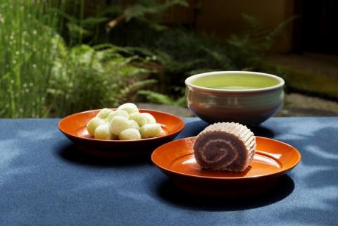 ＜京菓匠 鶴屋吉信＞和菓子 詰め合わせ セット 『花集い』◇京観世 / 柚餅 / 花せんべい / 紡ぎ詩