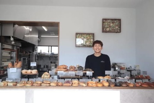 季節のおまかせパンセット 12個 冷凍パン 詰め合わせ 惣菜パン 菓子パン お取り寄せ 人気 国産小麦使用 こだわり素材 ※北海道・沖縄・離島への配送不可