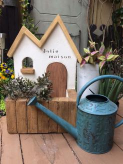 ＜Moon Rabbit＞2屋根のお家プランター ｜ 雑貨 庭 ガーデニング 屋外 オブジェ 飾り棚 ミニハウス インテリア