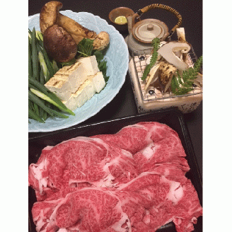 京都丹波牛のすき焼きと焼き松茸 土瓶蒸しセット（容器付）【松茸60ｇ付き】《生活応援 訳あり》◇※9月下旬より順次発送※配送不可地域あり