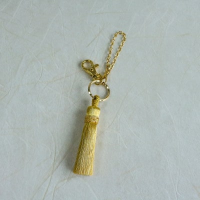 【燦彩糸】タッセルチャーム中(金)