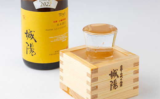 日本酒「城陽」純米酒65　720ml