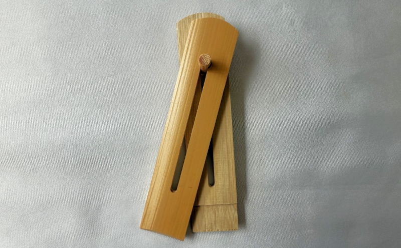 墨バサミ (大) 竹製 1点＋筆置き (黒竹斜め・竹根胡麻・竹根煤/いずれか2点）合計3点セット 工芸品 雑貨 日用品 文房具 書道用品 墨用のホルダー セット