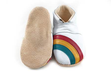 《出産祝い品》お名前入りファーストシューズ お誕生日も入れられます レザーベビーシューズ 11cmから13.5cm [1489]