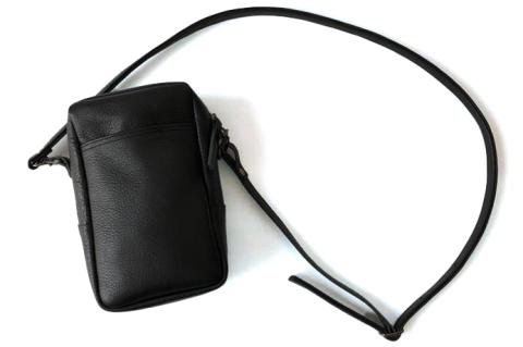 【本革】スマホショルダー スマホポーチ 黒色 斜め掛け ストラップ調整可 長財布入ります [1490]